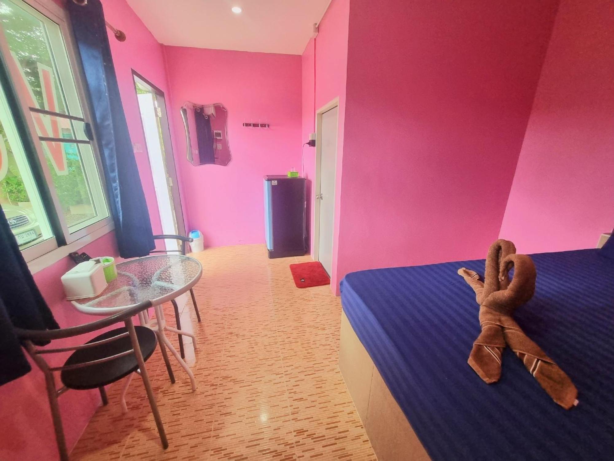 In Love Resort Chainat Экстерьер фото