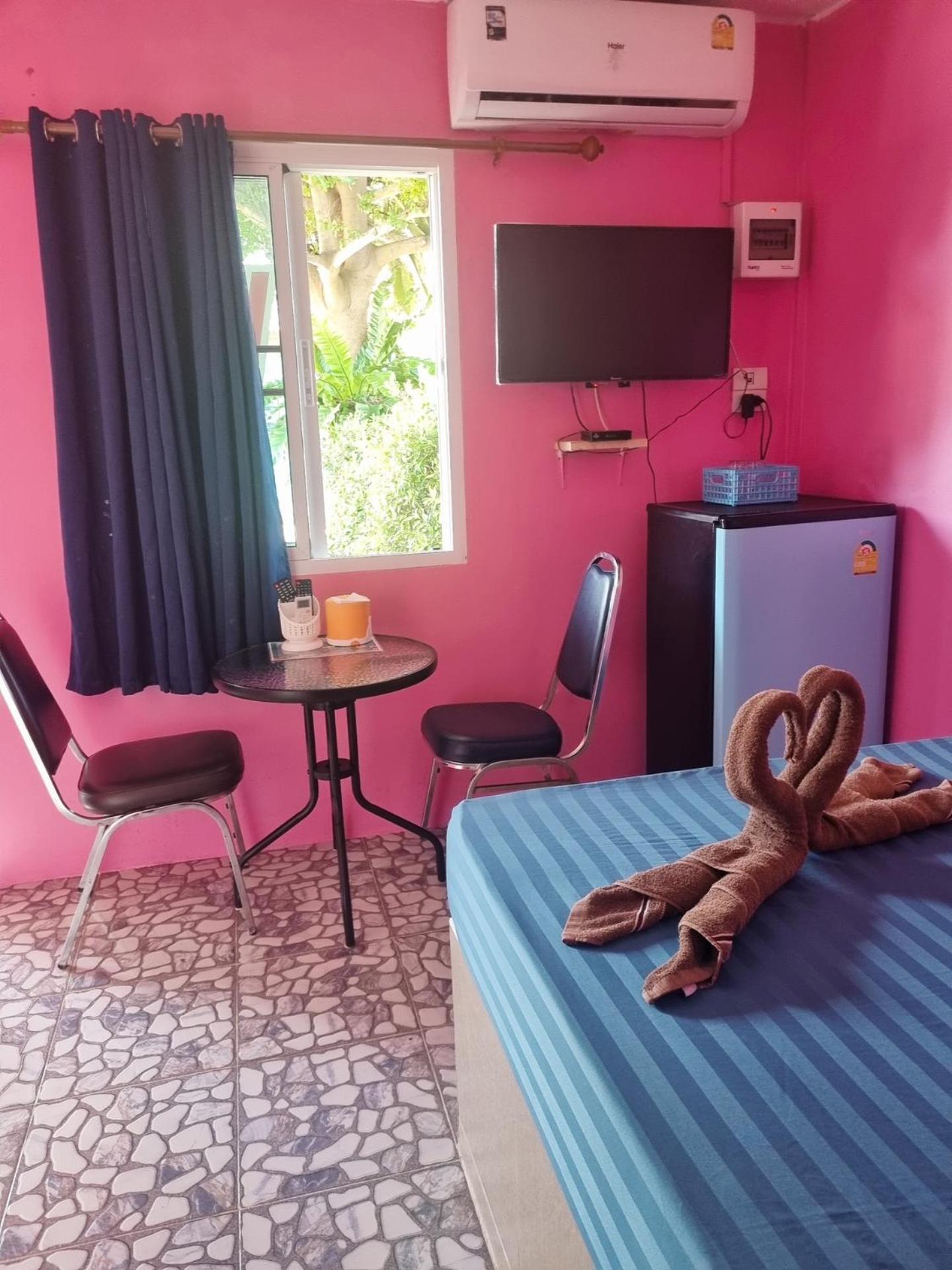 In Love Resort Chainat Экстерьер фото