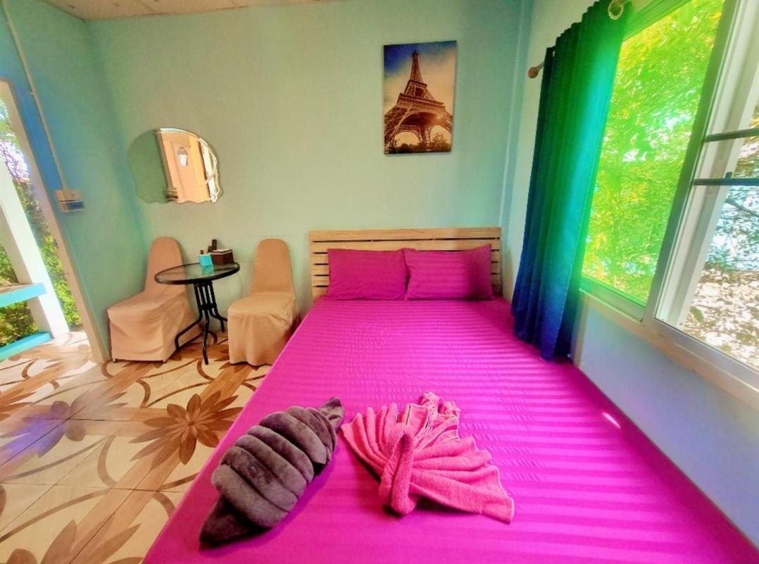 In Love Resort Chainat Экстерьер фото