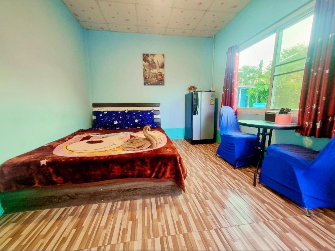 In Love Resort Chainat Экстерьер фото