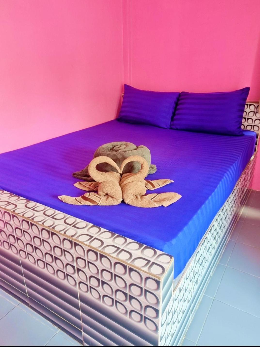 In Love Resort Chainat Экстерьер фото