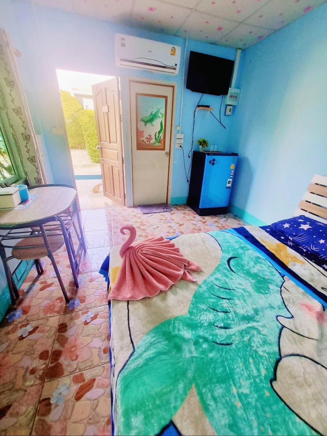 In Love Resort Chainat Экстерьер фото